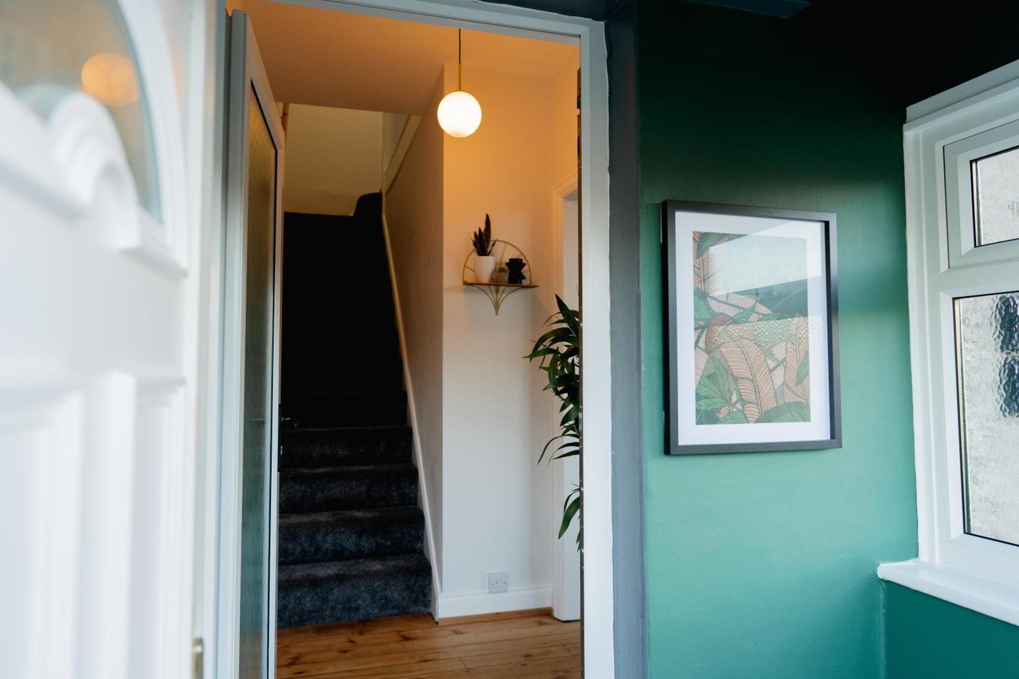 Bowling Terrace By Above Rubies - Stylish, 3 Bedroom, Pet Friendly House In Skipton Bagian luar foto